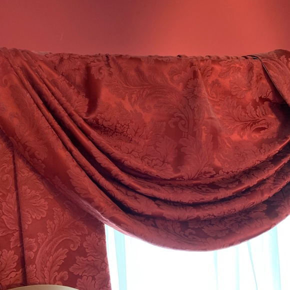 Red formal curtains - Picture 4 of 6